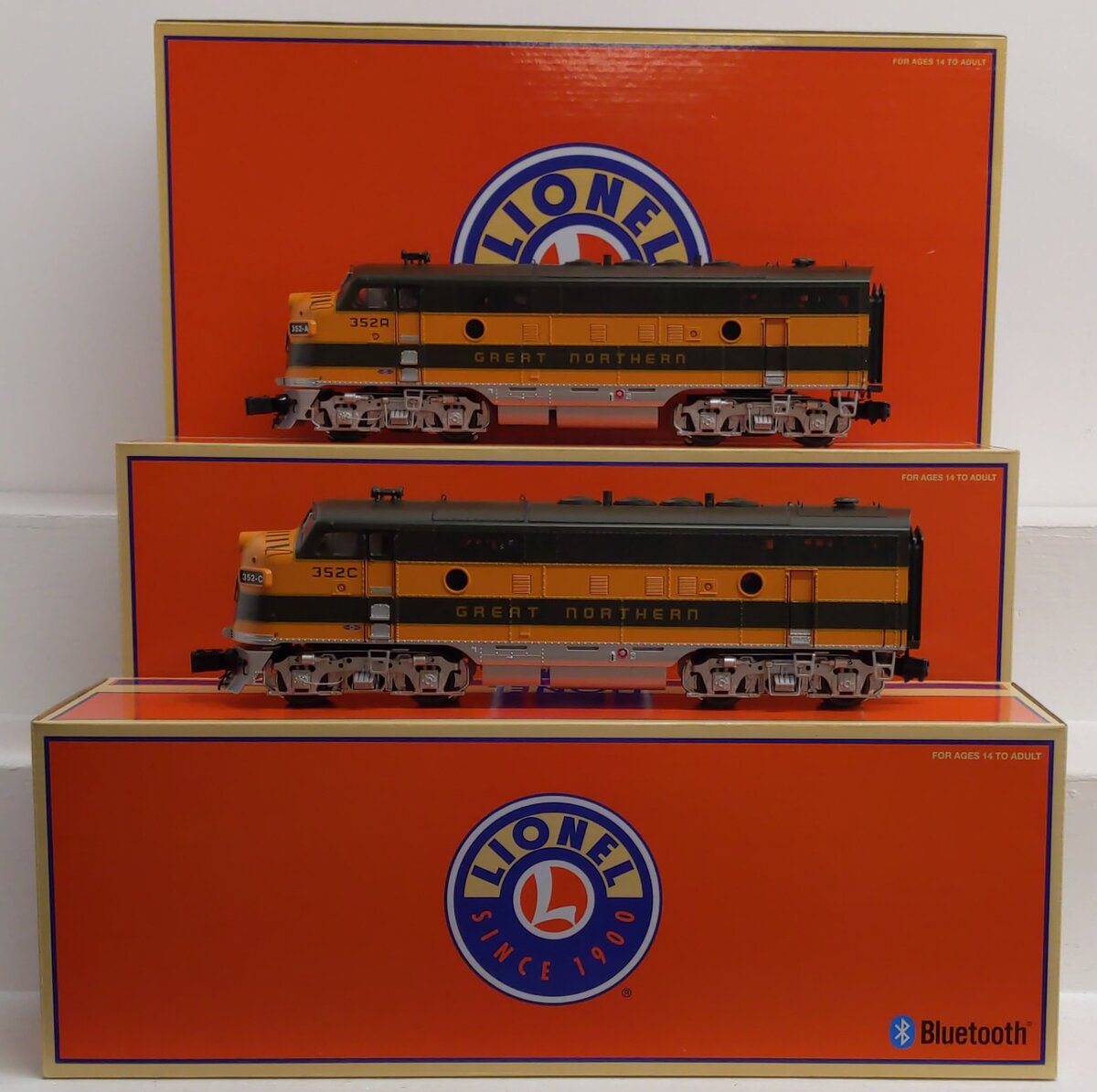 Lionel 6-85191 Great Northern Legacy F3 AA Diesel Locomotive Set #352A-C EX/Box