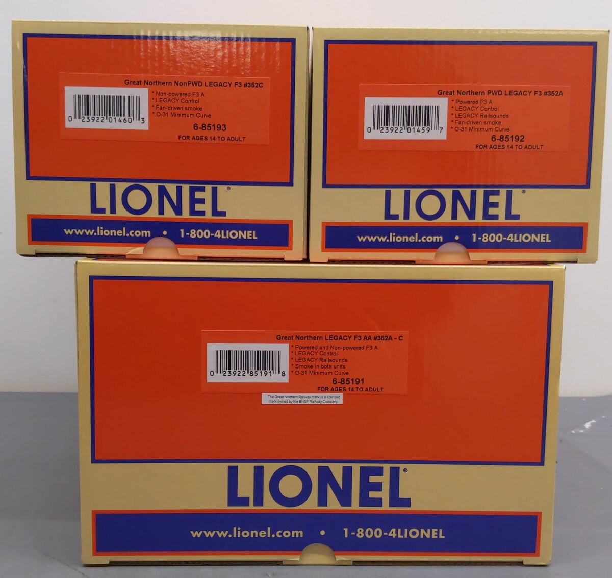 Lionel 6-85191 Great Northern Legacy F3 AA Diesel Locomotive Set #352A-C EX/Box