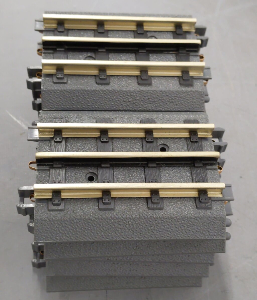 MTH 40-1018 RealTrax 3.5 Inch Straight Track (10) LN