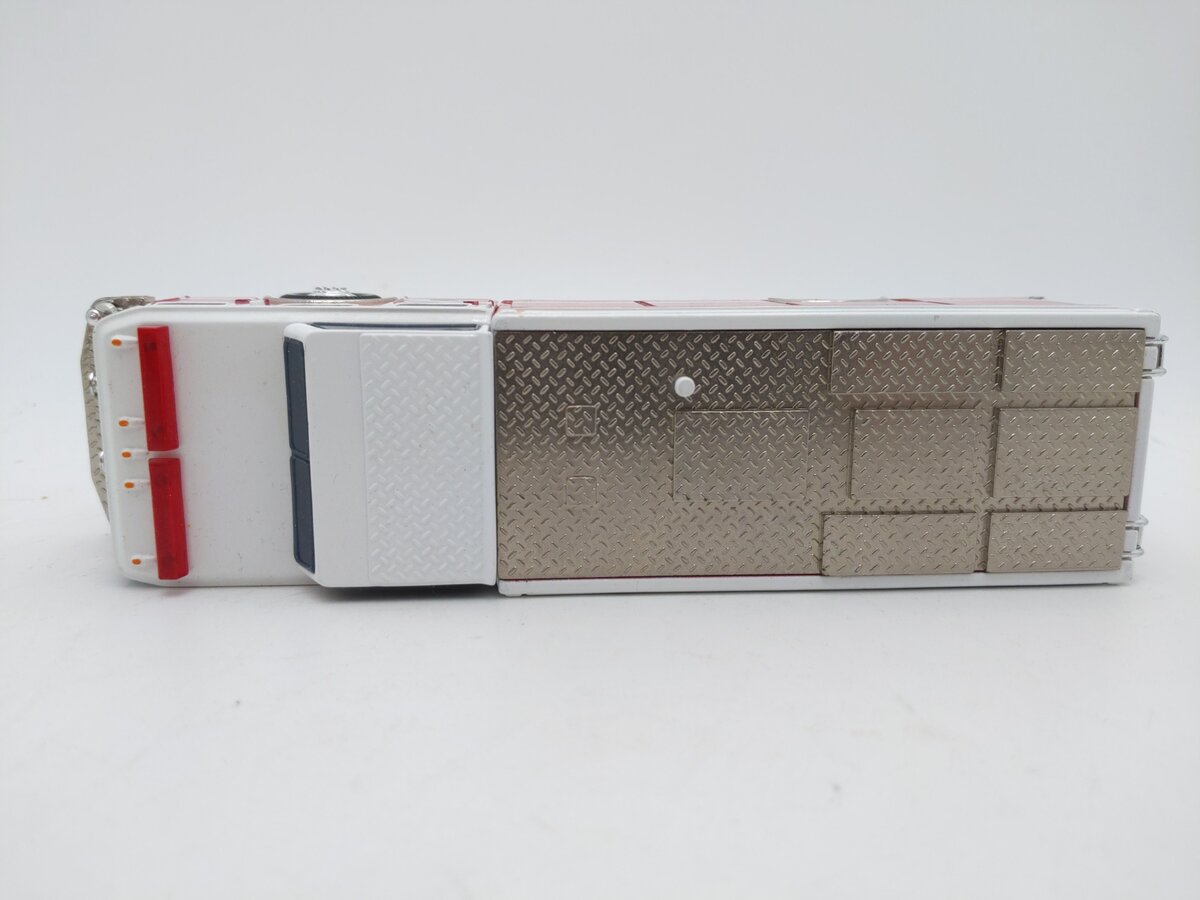 Corgi 52201 1:50 E-One Cyclone II Rescue EX/Box