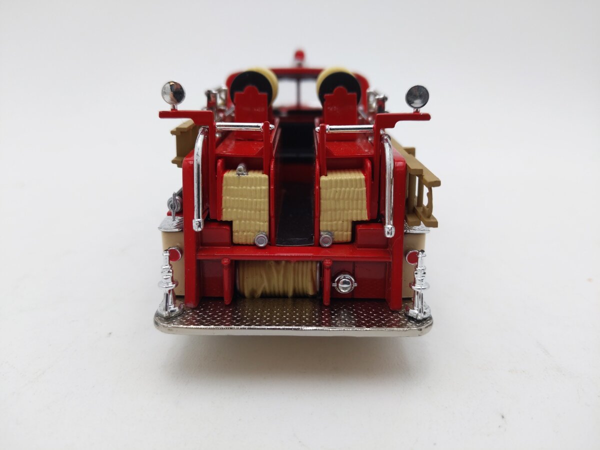 Corgi US50505 1:50 Scale Lionelville Seagrave 70th Anniversary Fire Engine EX/Box