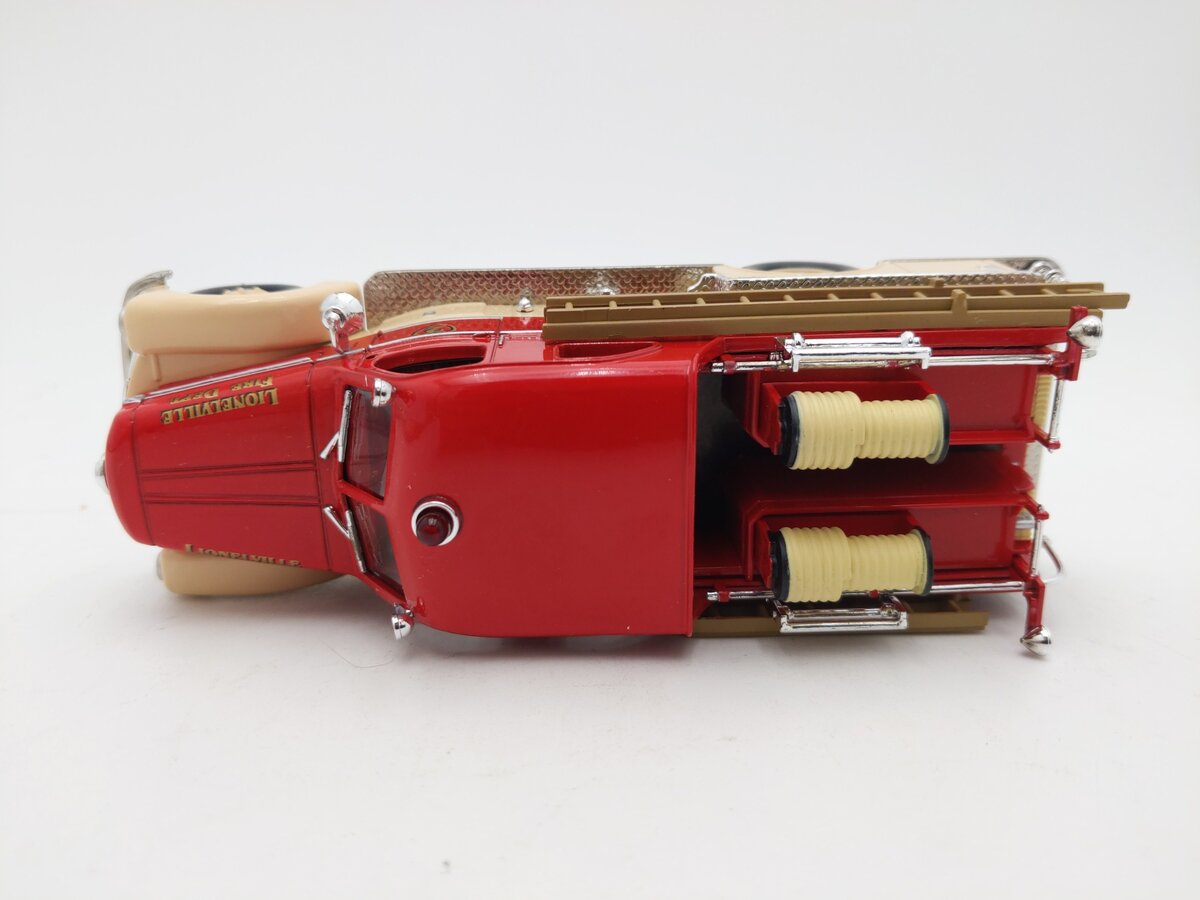 Corgi US50505 1:50 Scale Lionelville Seagrave 70th Anniversary Fire Engine EX/Box
