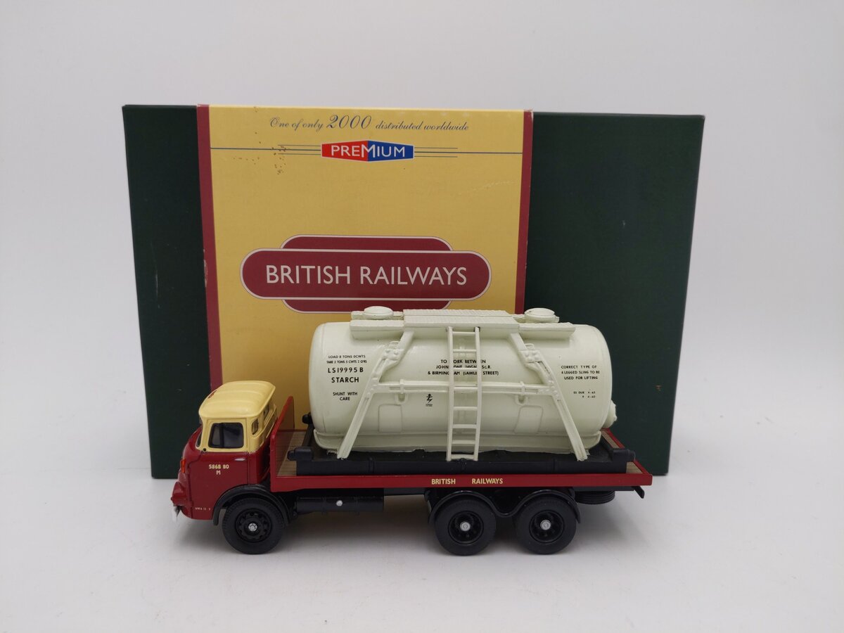 Corgi CC11606 1:50 Albion Reiver Platform Lorry & Tank Container Load - British EX/Box
