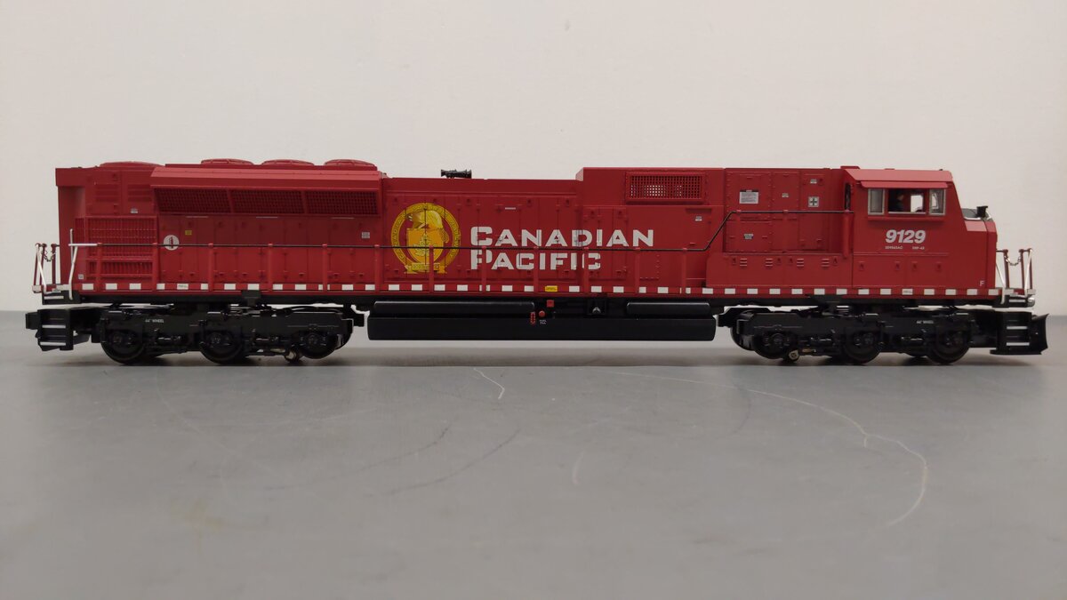 Lionel 6-18271 O Gauge Canadian Pacific SD90MAC Diesel Locomotive w/TMCC #9129 EX/Box