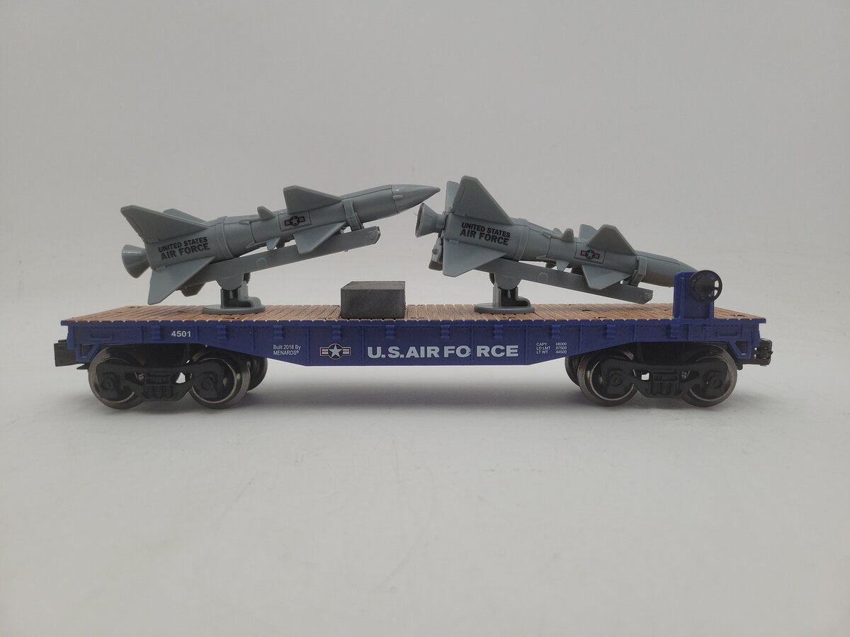 Menards 279-4490 O Gauge US Airforce Flatcar w/ 2 Rockets EX/Box