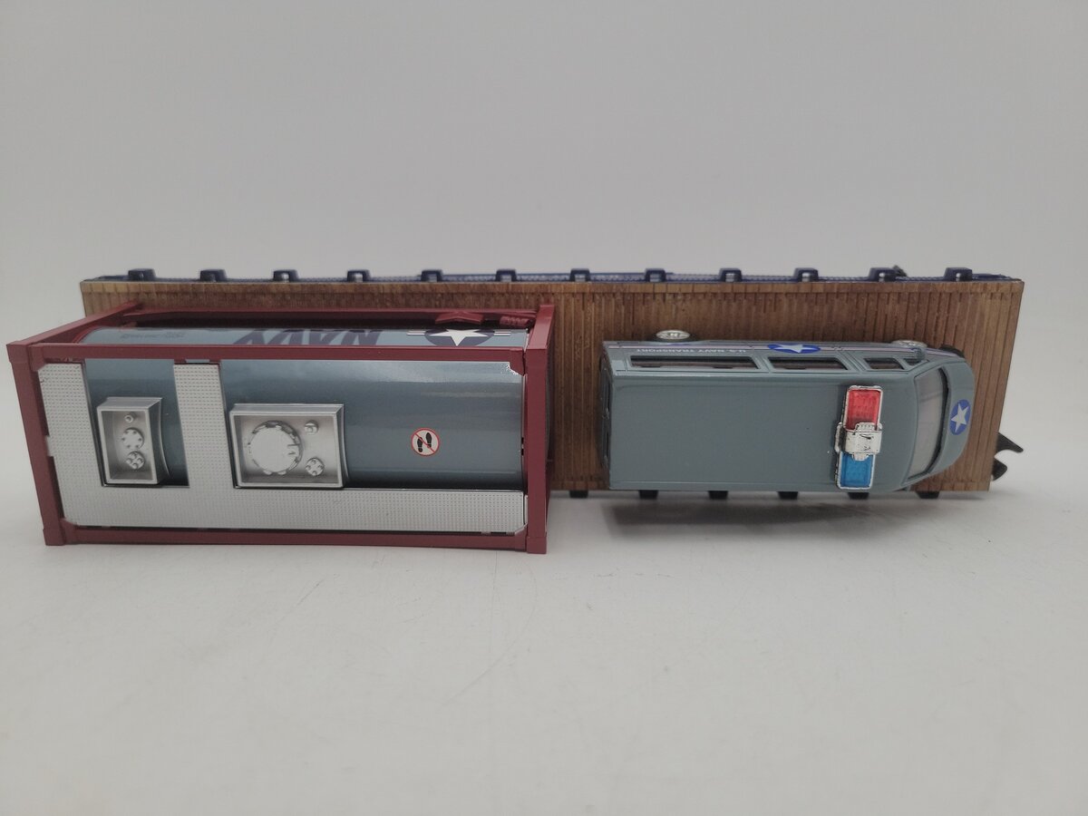 Menards 279-3448 O Gauge Navy Flatcar w/ Navy Van & Rocket Fuel Container EX/Box