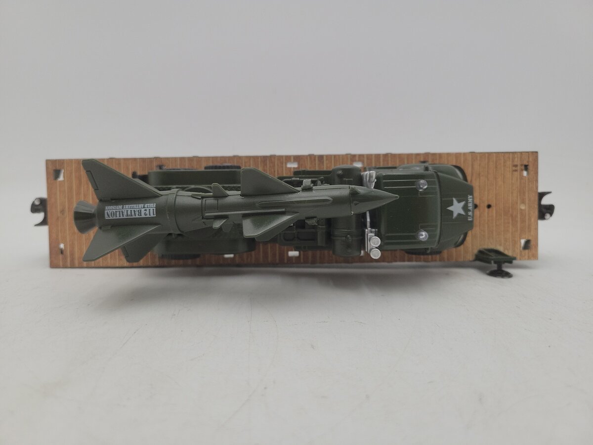 Menards 279-3473 O Gauge USAX Flat Car w/ Truck and Missile #20245 EX/Box