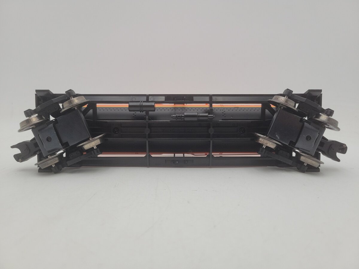 Menards 279-4322 O Gauge BNSF Single Dome Tank Car EX