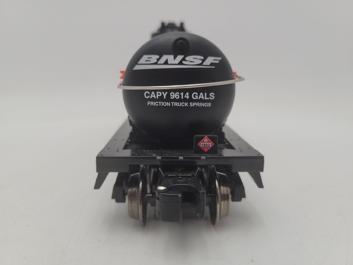 Menards 279-4322 O Gauge BNSF Single Dome Tank Car EX