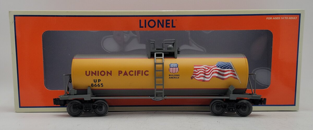 Lionel 1928680 O Gauge Union Pacific Uni-Body Tank Car EX/Box