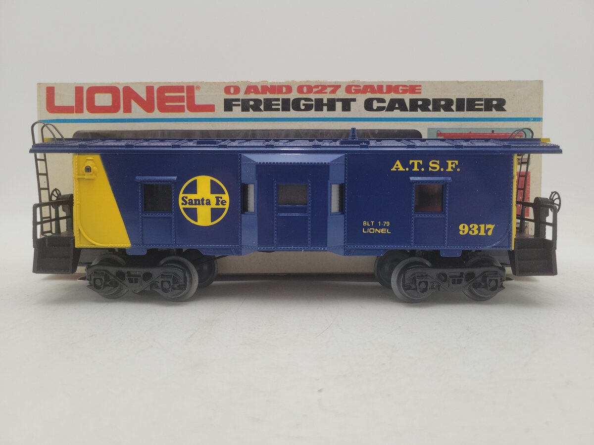 Lionel 6-9317 O Gauge AT&SF Blue & Yellow Bay Window Caboose #9317 VG/Box