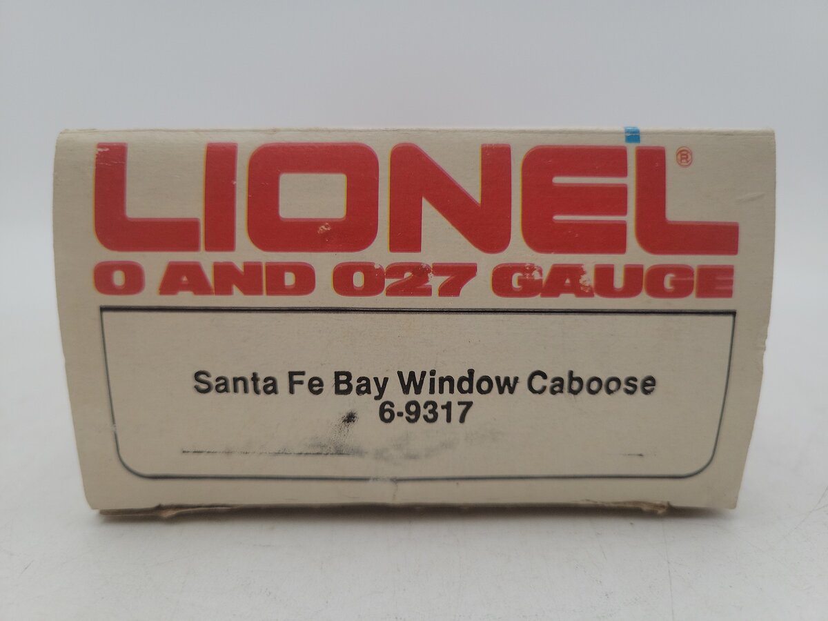 Lionel 6-9317 O Gauge AT&SF Blue & Yellow Bay Window Caboose #9317 VG/Box