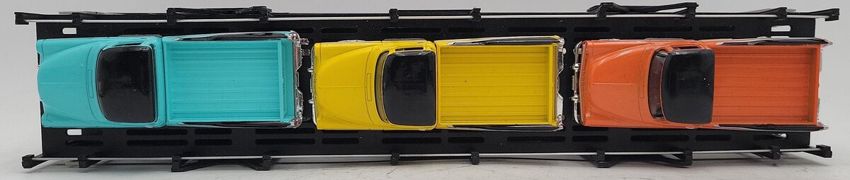Menards 279-3912 O TXX Auto Carrier w/ Six Cars #4646 VG