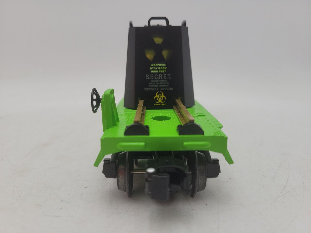 Lionel 2028320 O Gauge Area 51 Alien Radioactive Flatcar EX/Box