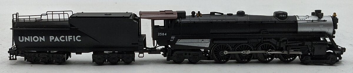 Con-Cor 3820 N Scale Union Pacific S-2 4-8-4 Steam Locomotive & Tender #2584 LN/Box