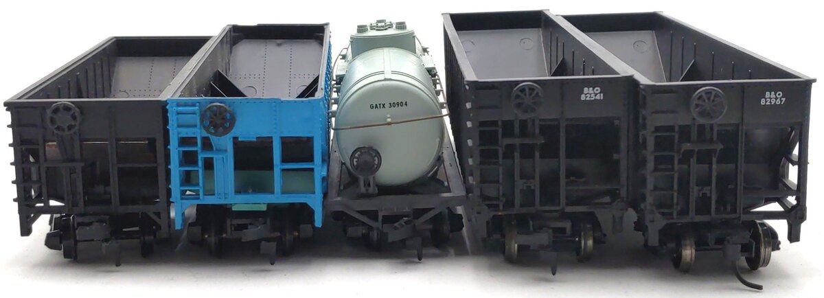 Life Like & Others HO Assorted Freight Cars [5] VG