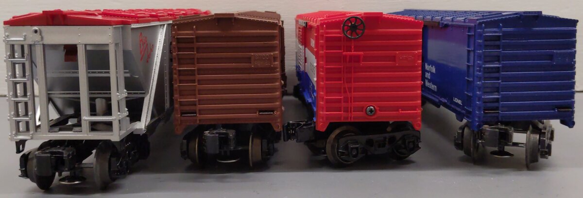 Lionel O Gauge Assorted Freight Cars: #9708, #9711, #9771, #9266 [4] LN/Box