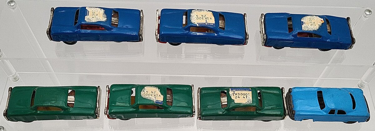 Marx & Other Vintage Tinplate Sedans [7] EX