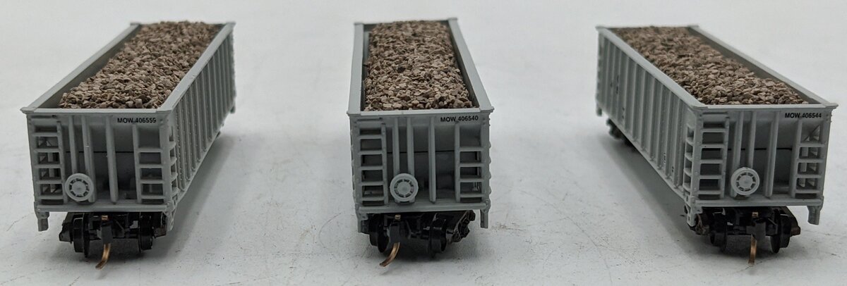 Walthers 932-38705 N Scale Maintenance of Way Ballast Hopper 3-Pack LN/Box