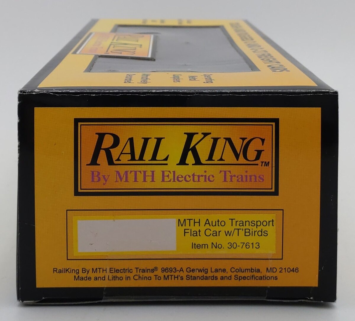 MTH 30-7613 O Gauge Auto Transport Flatcar with Two ThunderBirds LN/Box