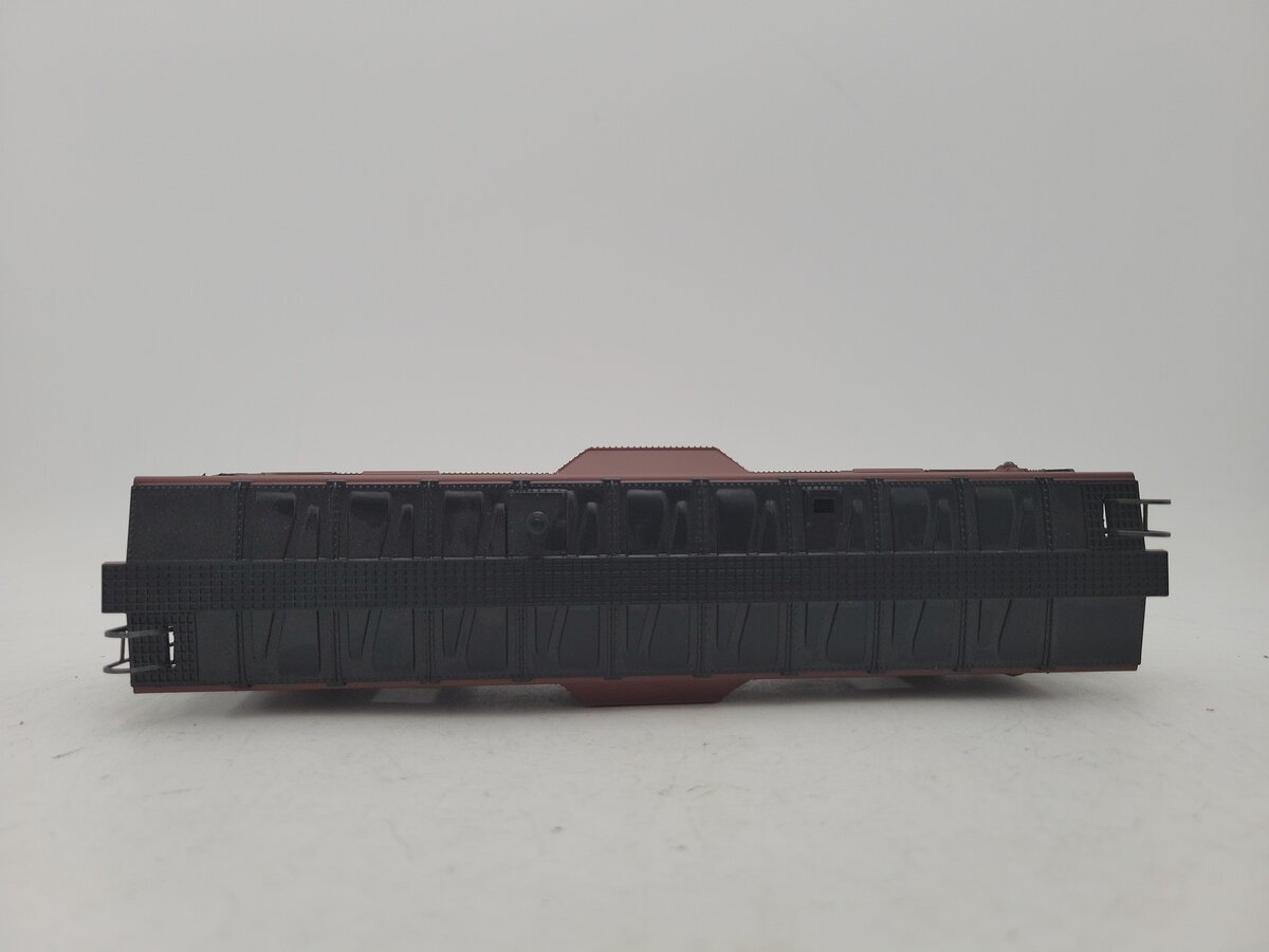 Lionel 6-16510 O New Haven Bay Window Caboose with Lighted Interior #16510 EX/Box