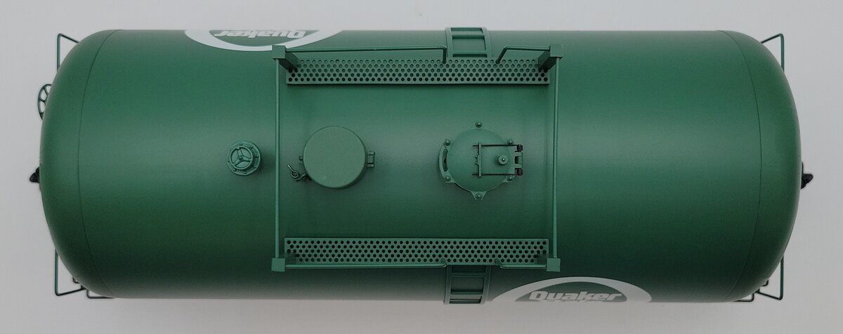 USA Trains R15220 G Gauge Quaker State Beer Can Tank Car (Metal Wheels) EX/Box