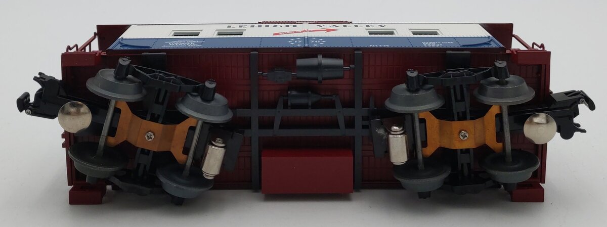 Weaver MSHIP02L O Gauge Lehigh Valley Northeastern Caboose #1776 (3 Rail) EX/Box