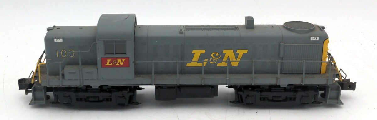 Weaver O Gauge Louisville & Nashville Diesel Locomotive #103 VG