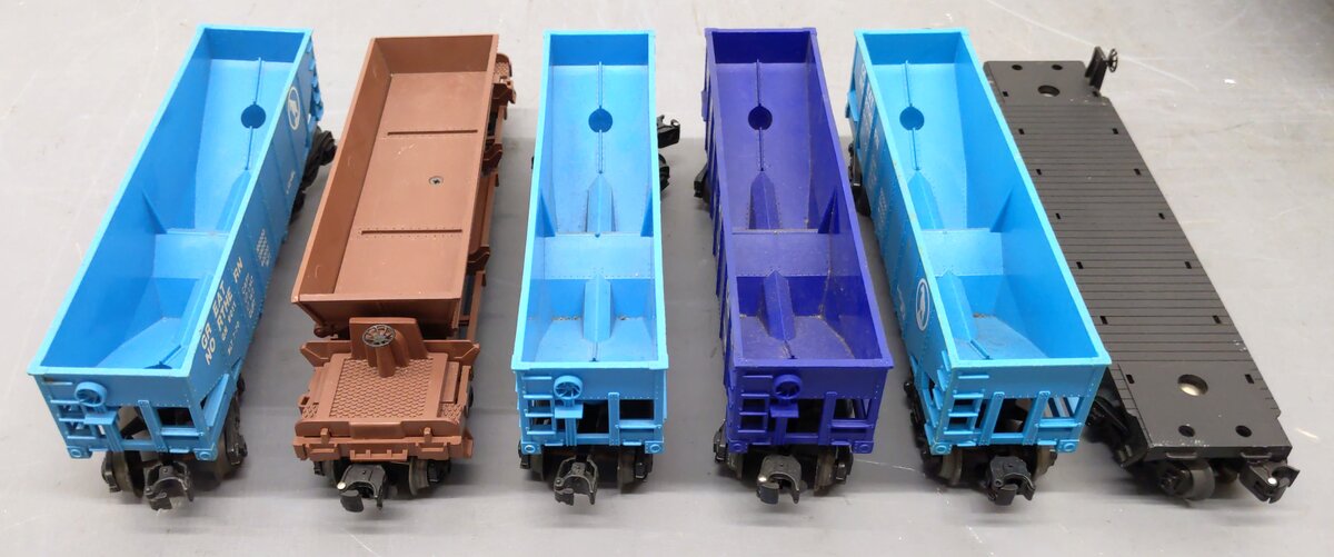 Lionel O Gauge Assorted Freight Cars [6]