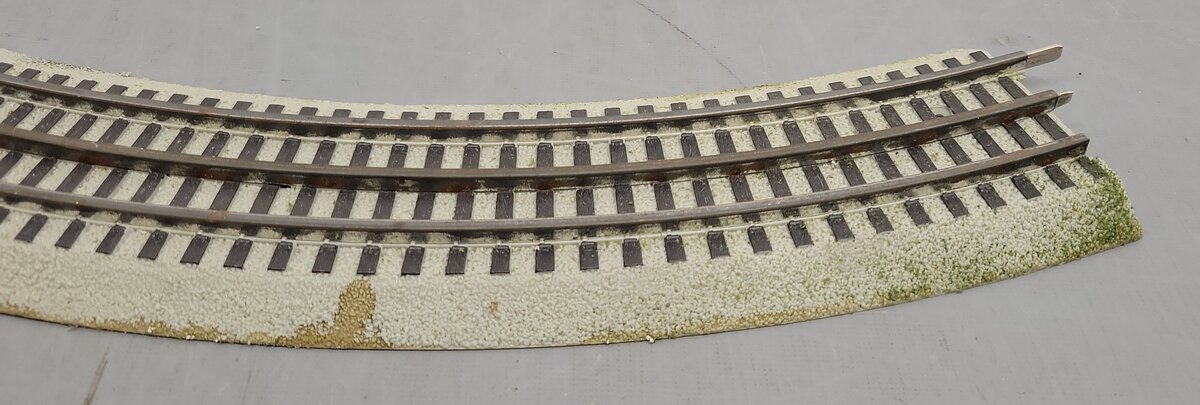 Lionel 6-12015 FasTrack O36 45-Degree Curved Track (10)