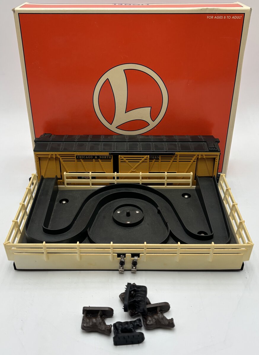 Lionel 6-19828 O Gauge Chicago & North Western Operating Cattle Car & Stockyard EX/Box