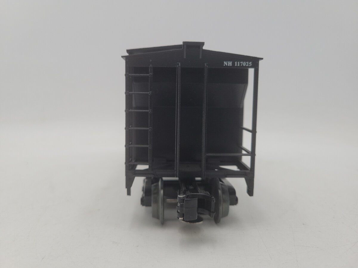 Weaver 117025 New Haven PS-2 Covered Hopper EX/Box