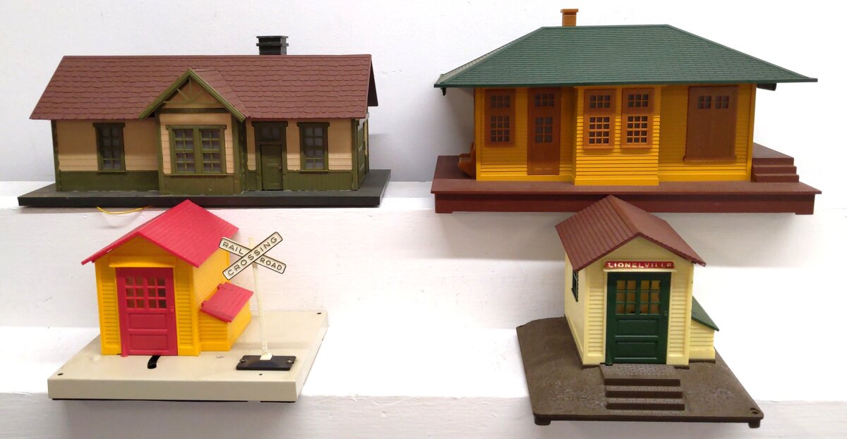 Lionel O Gauge Assembled Buildings [4] VG