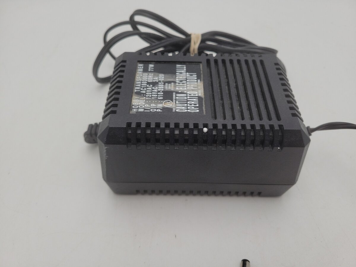 Lionel 6-12885 O Gauge 40W 3-Amp Power and Control System EX
