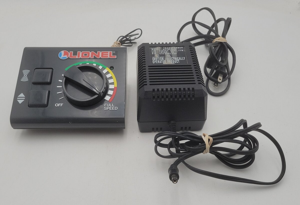 Lionel 6-12885 O Gauge 40W 3-Amp Power and Control System EX