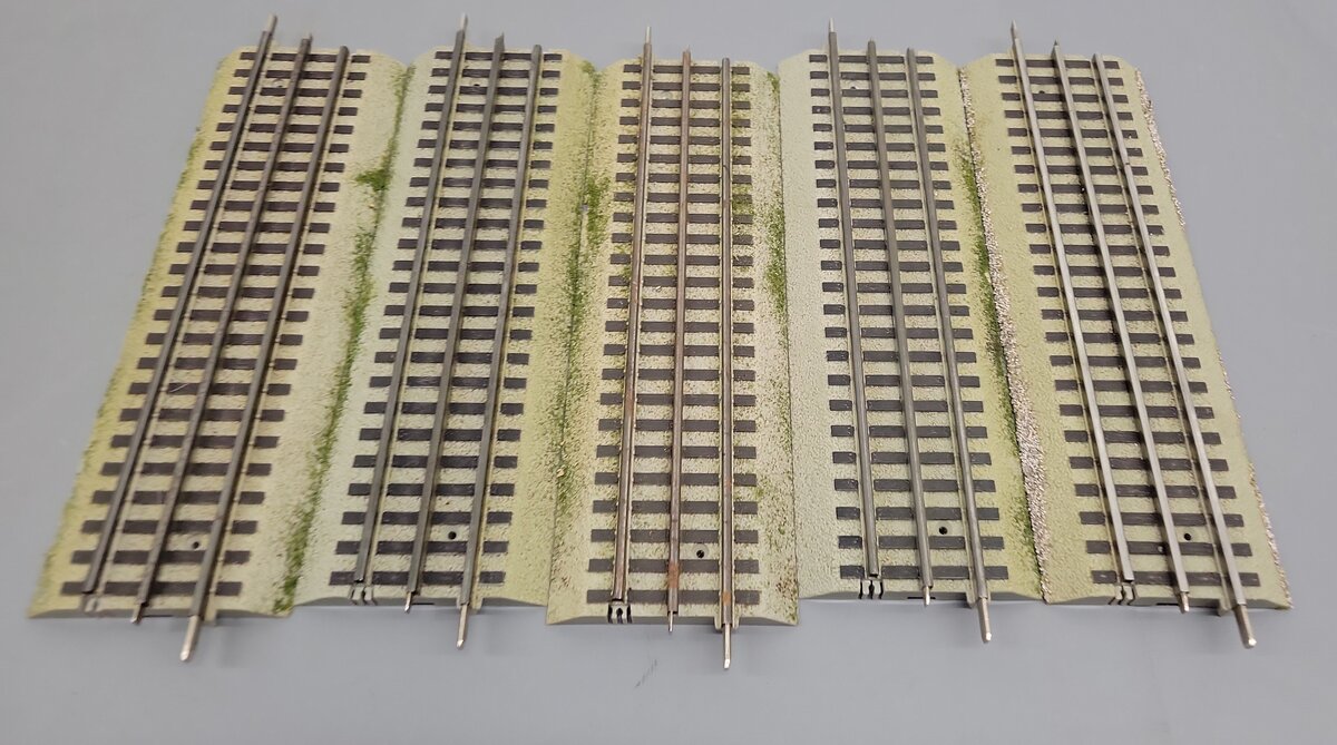 Lionel 6-12014 O FasTrack 10" Straight Track (14)