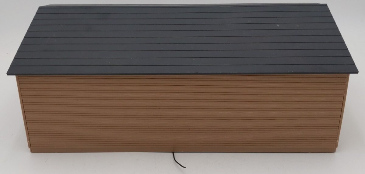 Atlas 6907 O Scale Jack's Lumber Company Modified Building