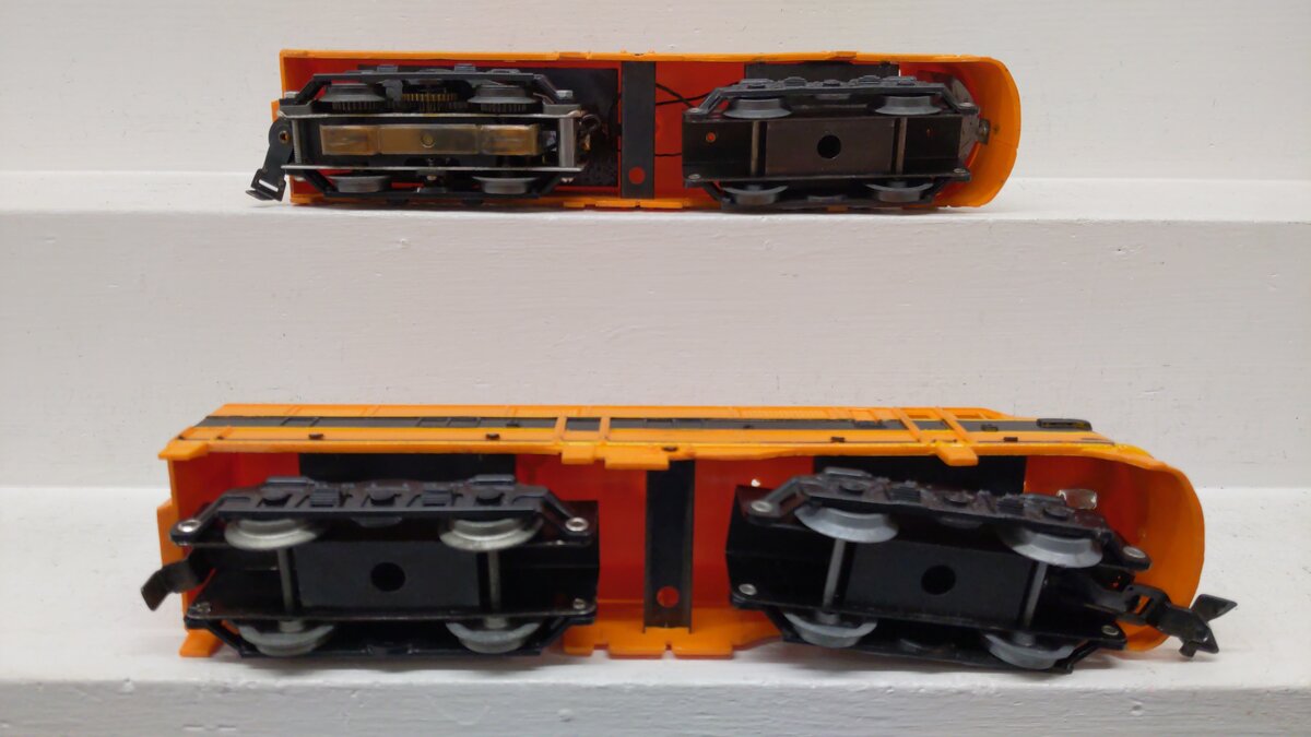 O Gauge CUSTOM Powered AA Diesel Locomotive Set