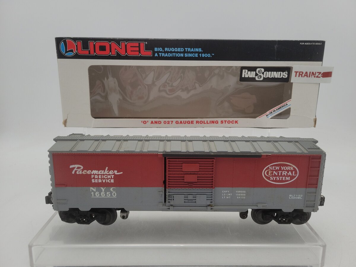 Lionel 6-16650 O Gauge New York Central Boxcar with Diesel Railsounds VG/Box