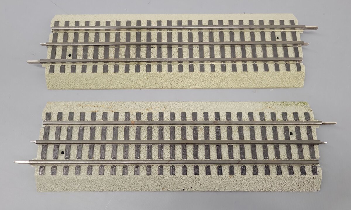 Lionel 6-12014 O FasTrack 10 Inch Straight Track (16) VG