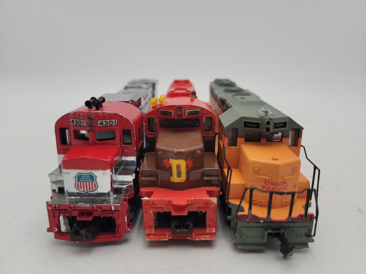 Tyco & Bachmann Assorted Diesel Locomotives: 5628, 866, 4301 [3] VG