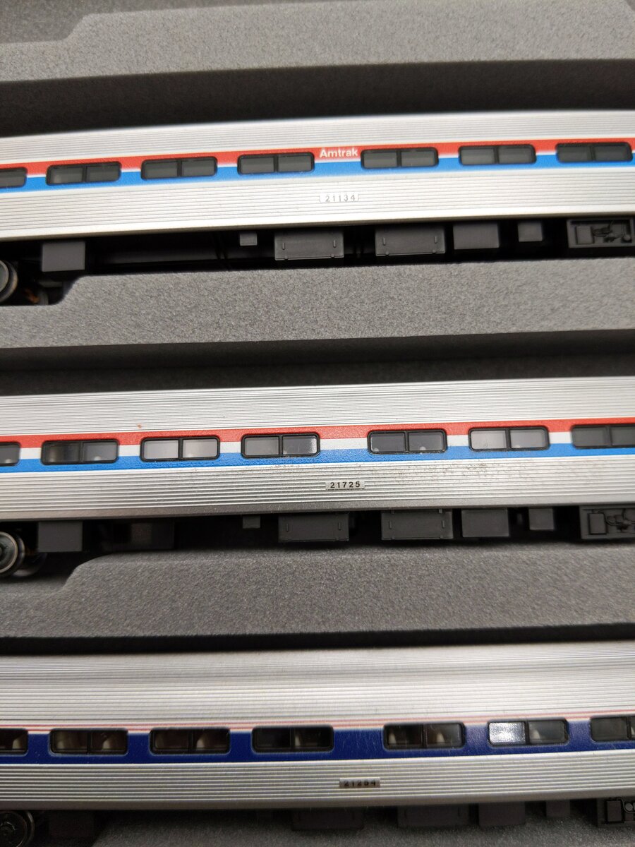 Kato 106-105-1 N Scale Amtrak Amfleet I Coach 7 Car Set EX/Box