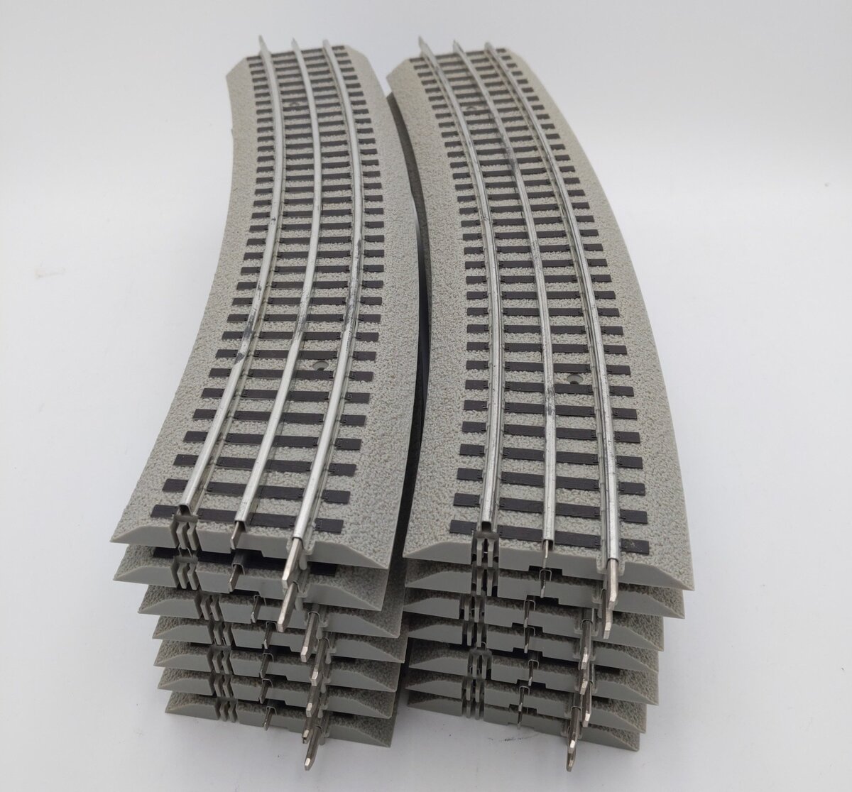 Lionel 6-12041 FasTrack O72 Curved Track Sections (14) EX