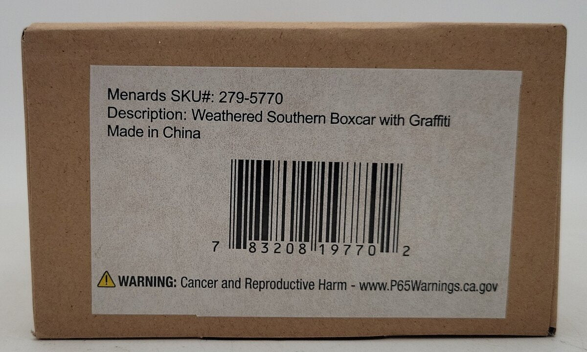 Menards 279-5770 O Gauge Weathered Southern Boxcar with Graffiti #4098 NIB