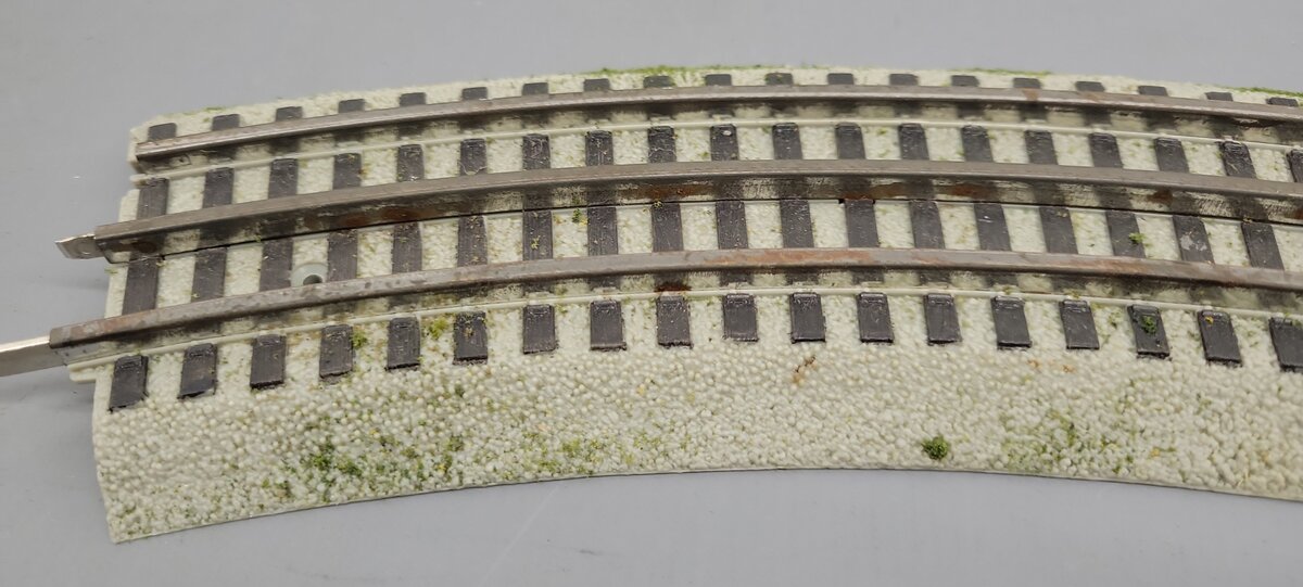 Lionel 6-12015 FasTrack O36 45-Degree Curved Track (18)