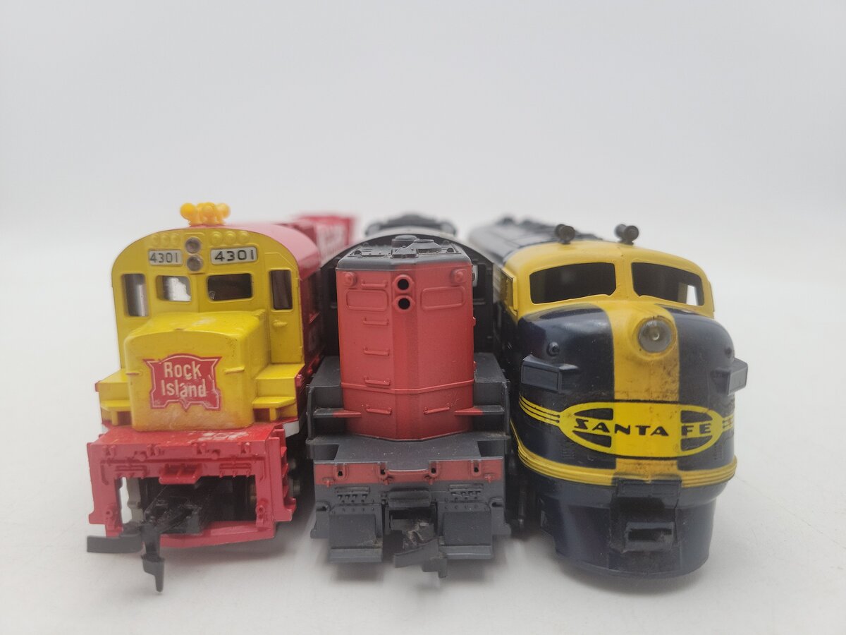 Tyco & Other Assorted Powered And Non-Powered Diesel Locomotives: 4301, 3091 [3] VG