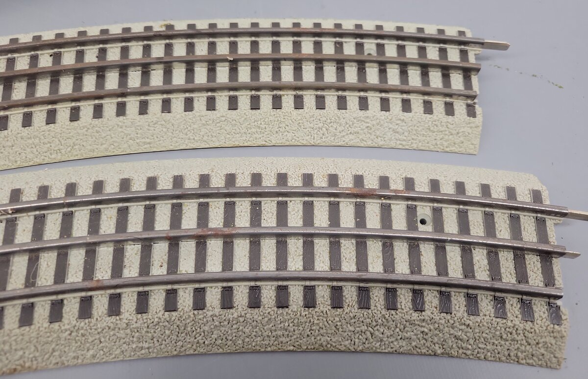 Lionel 6-12056 FasTrack O60 Curved Track (12)