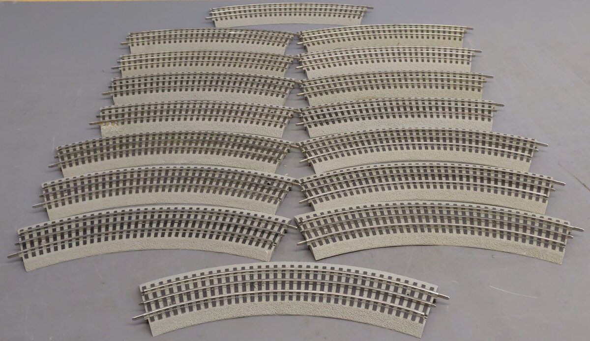 Lionel O Gauge Assorted Curved Fastrack Sections [16] VG