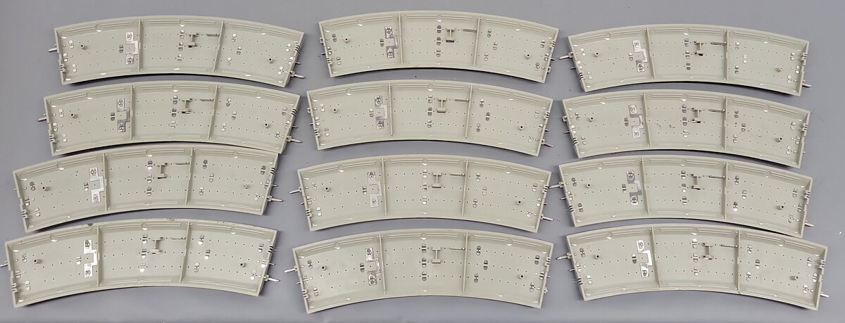 Lionel 6-12043 O FasTrack O48 Curved Track Sections (12)