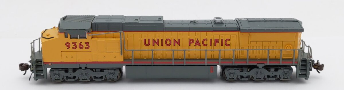 Bachmann 67351 N UP GE Dash 8-40CW Diesel Locomotive with Sound and DCC #9363 EX/Box